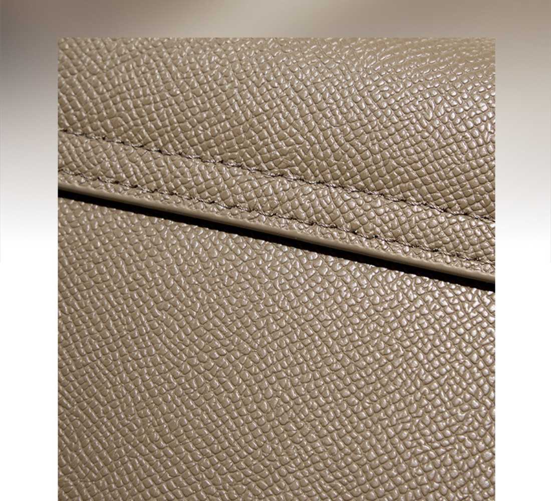 Bolsa Garbo em Couro Legítimo