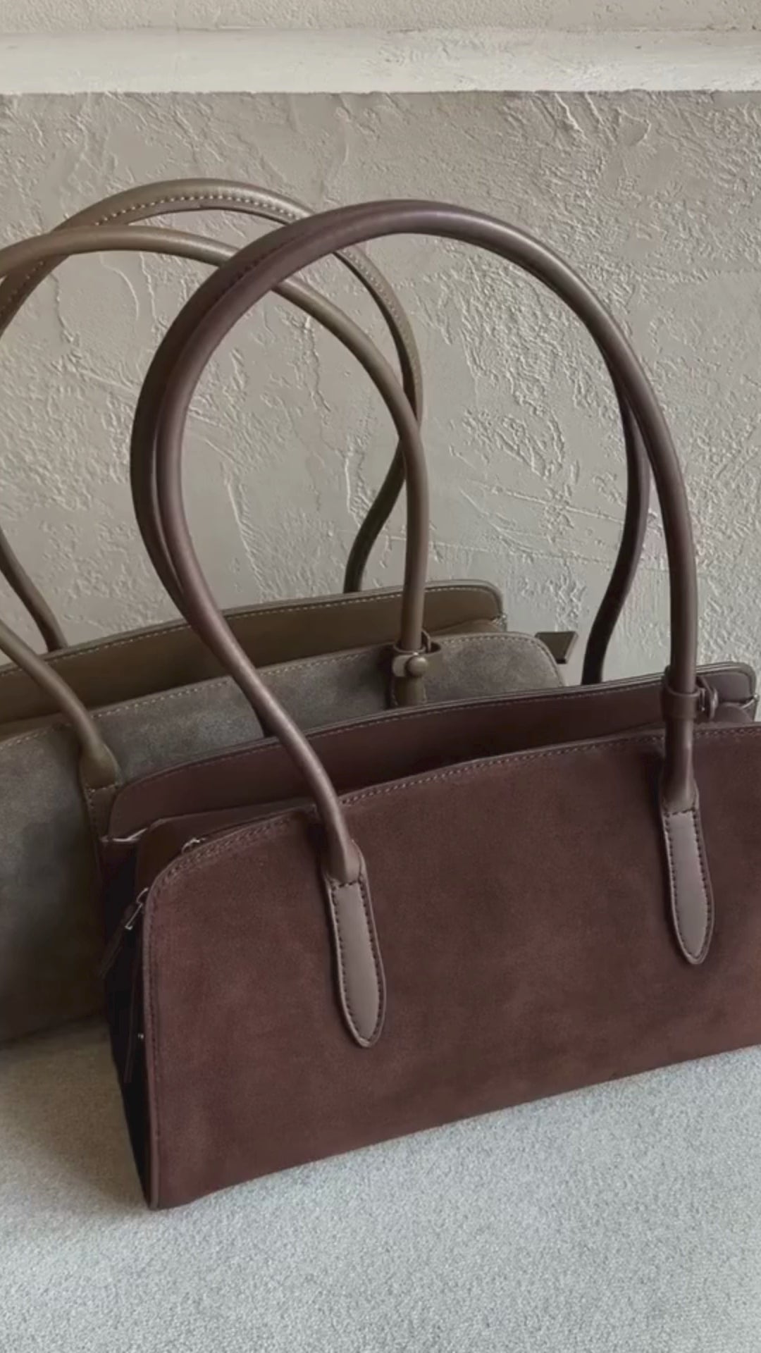 Bolsa Velluta de Camurça em Couro Legítimo